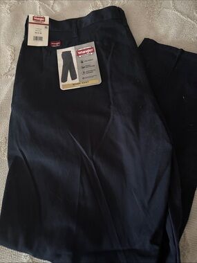 Wrangler Men's Navy Work Chinos